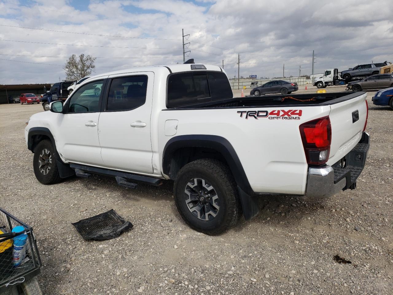 VIN 3TMCZ5AN8JM149278 2018 TOYOTA TACOMA no.2