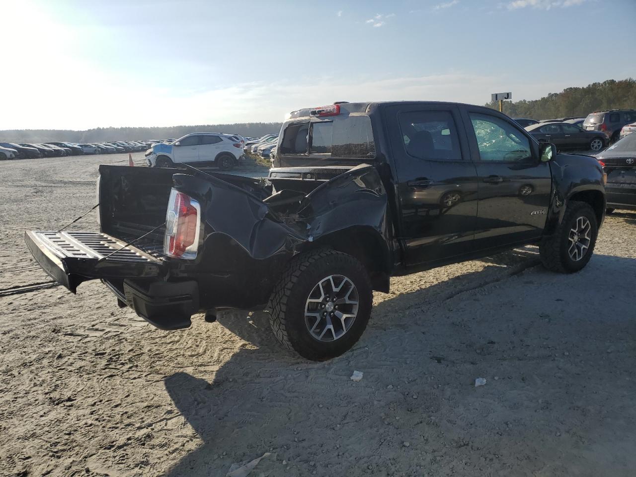 2021 GMC Canyon - Image 3