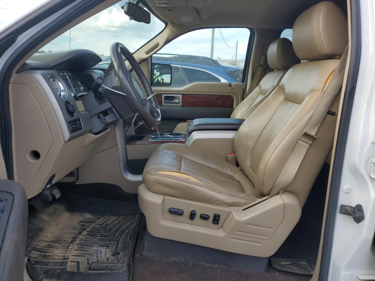 2010 Ford F-150 - Image 7