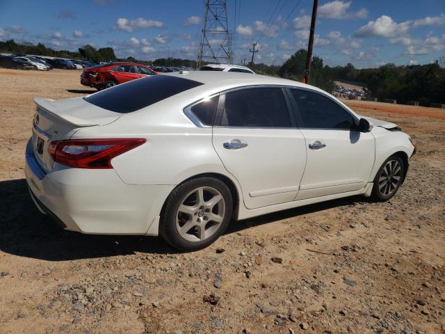  NISSAN ALTIMA 2017 White