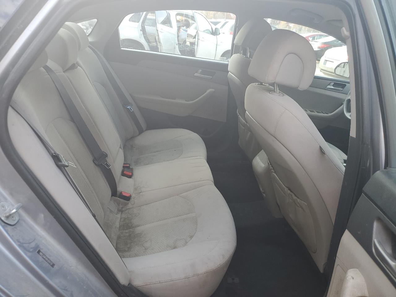 2016 Hyundai Sonata - Image 10