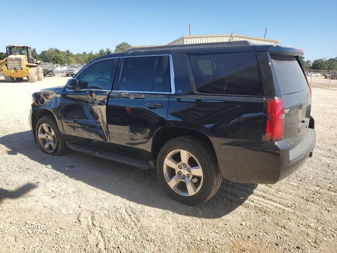 1GNSKBKC0GR292011 2016 CHEVROLET TAHOE - Image 2