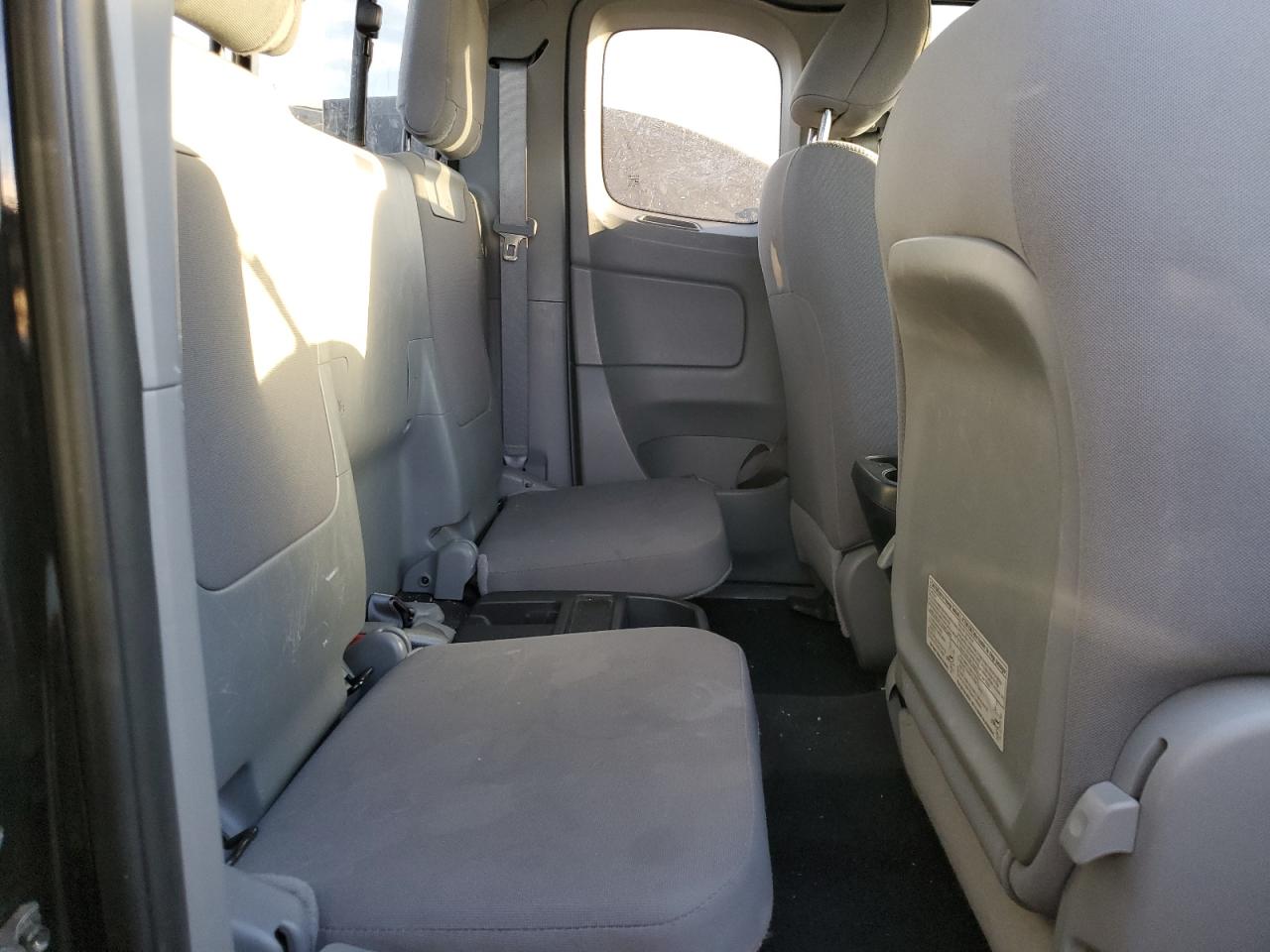 2012 Toyota Tacoma - Image 11