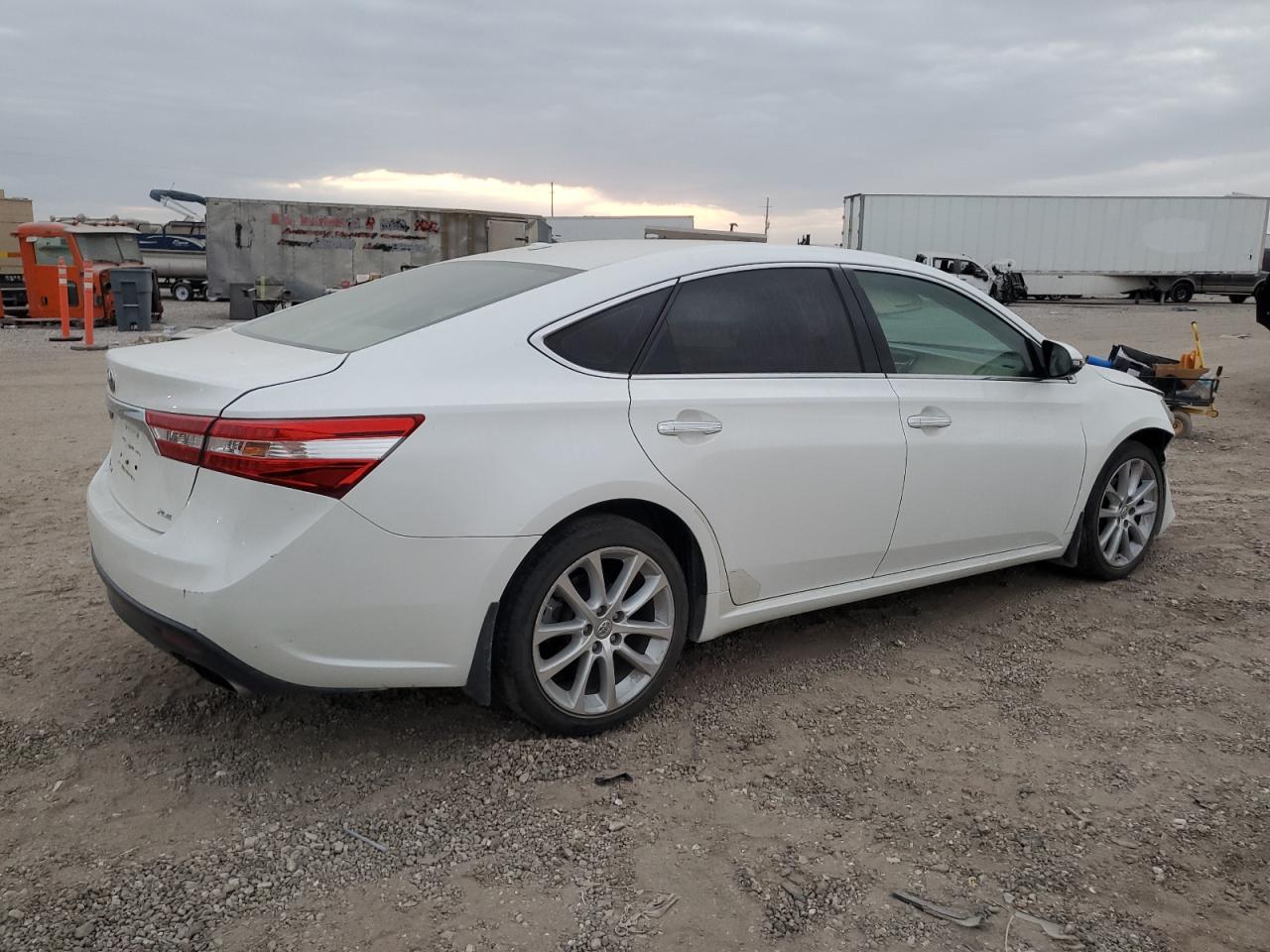 VIN 4T1BK1EB8DU013074 2013 TOYOTA AVALON no.3