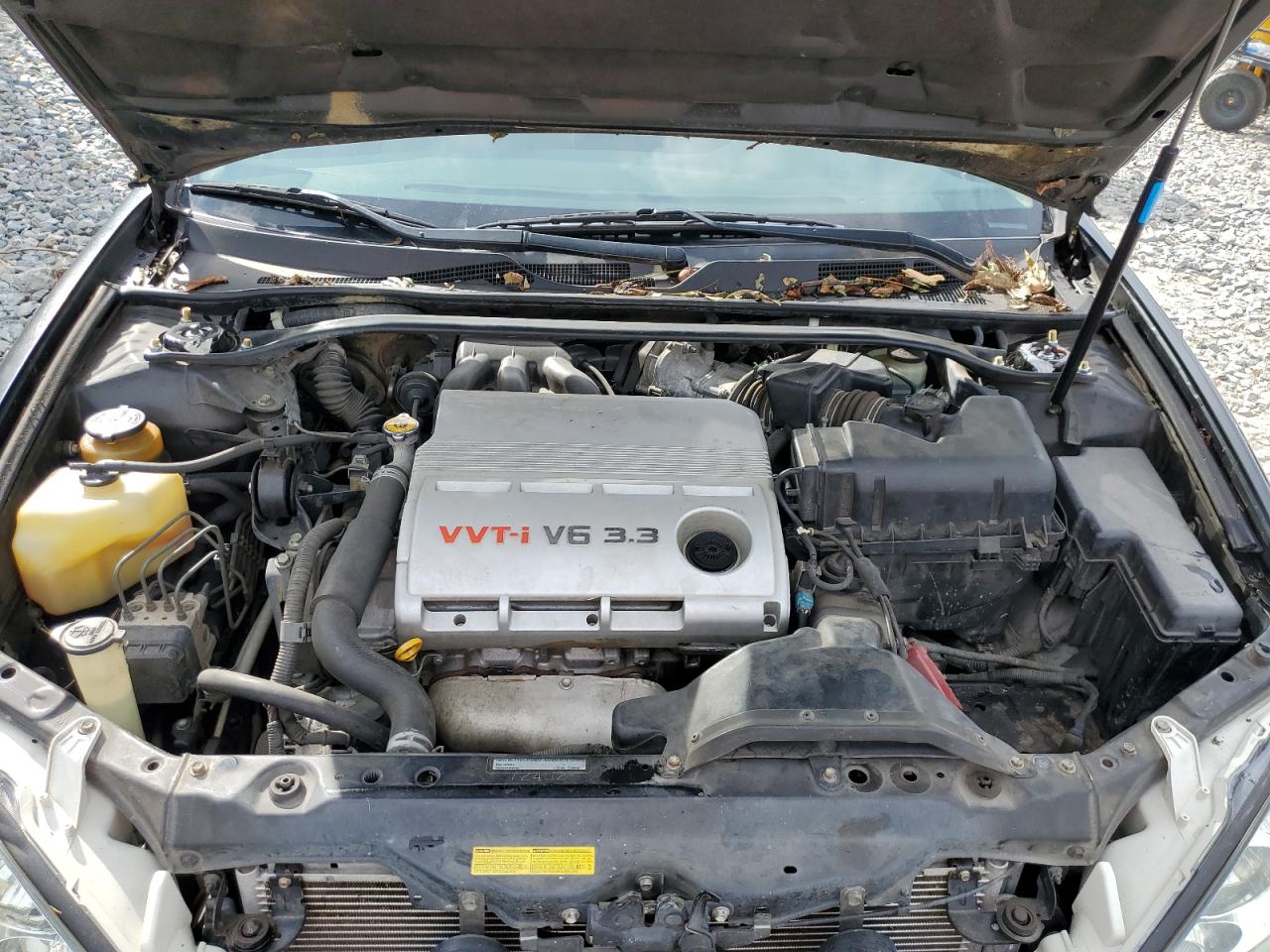 2005 Toyota Camry - Image 11