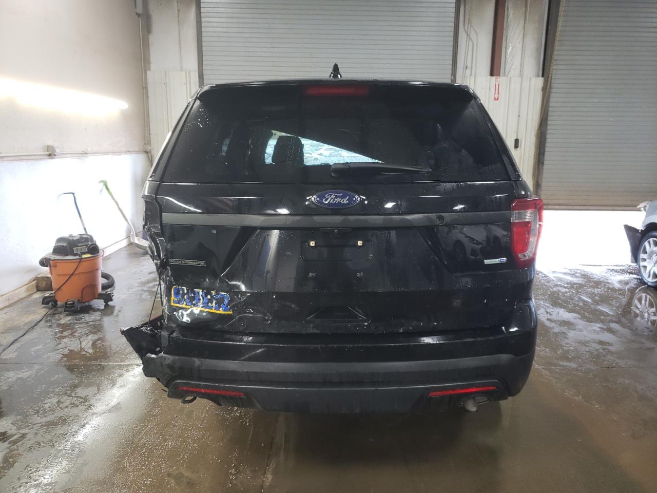 2017 Ford Explorer - Image 6