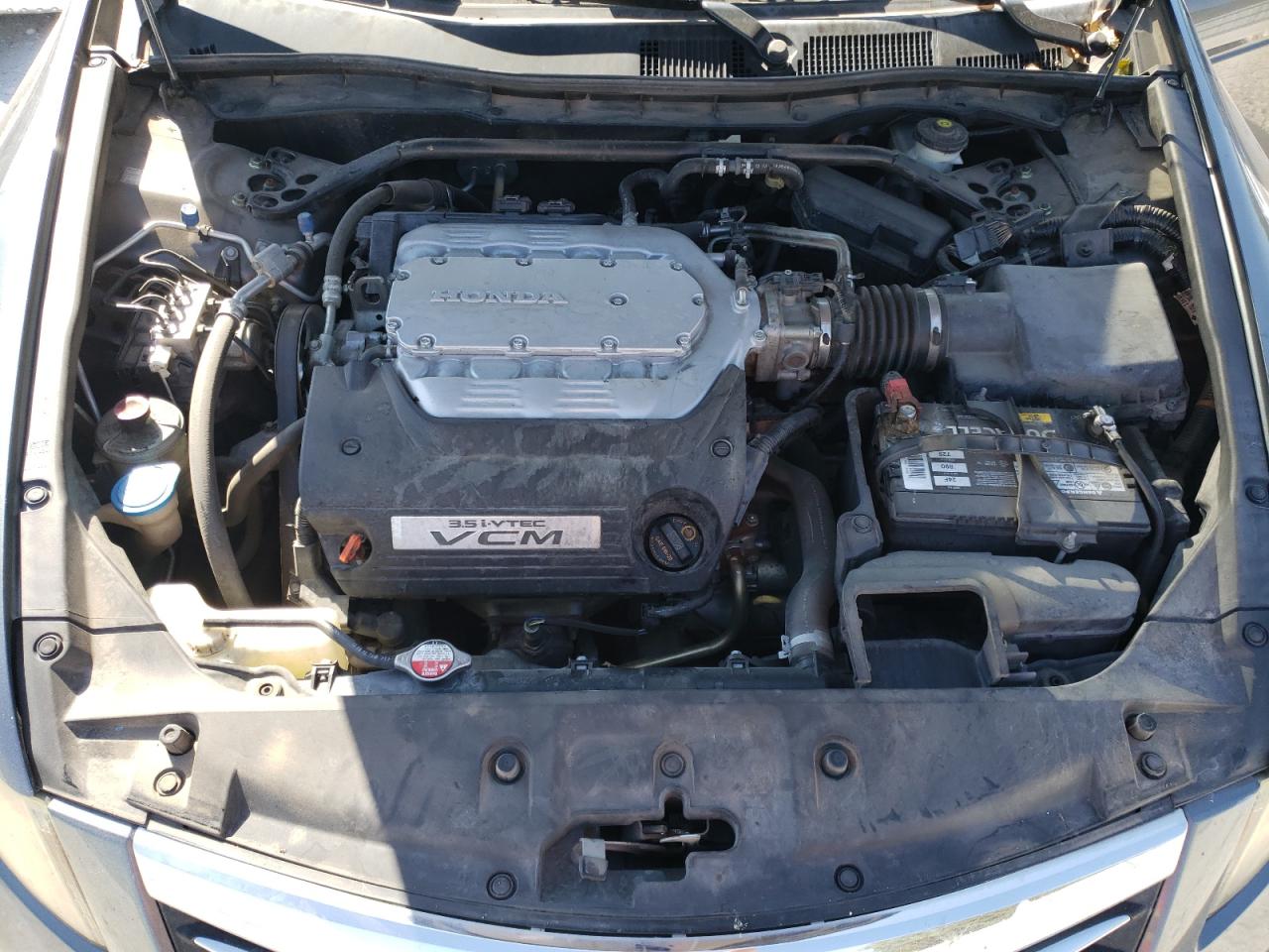 1HGCP3F86BA018038 2011 Honda Accord Exl