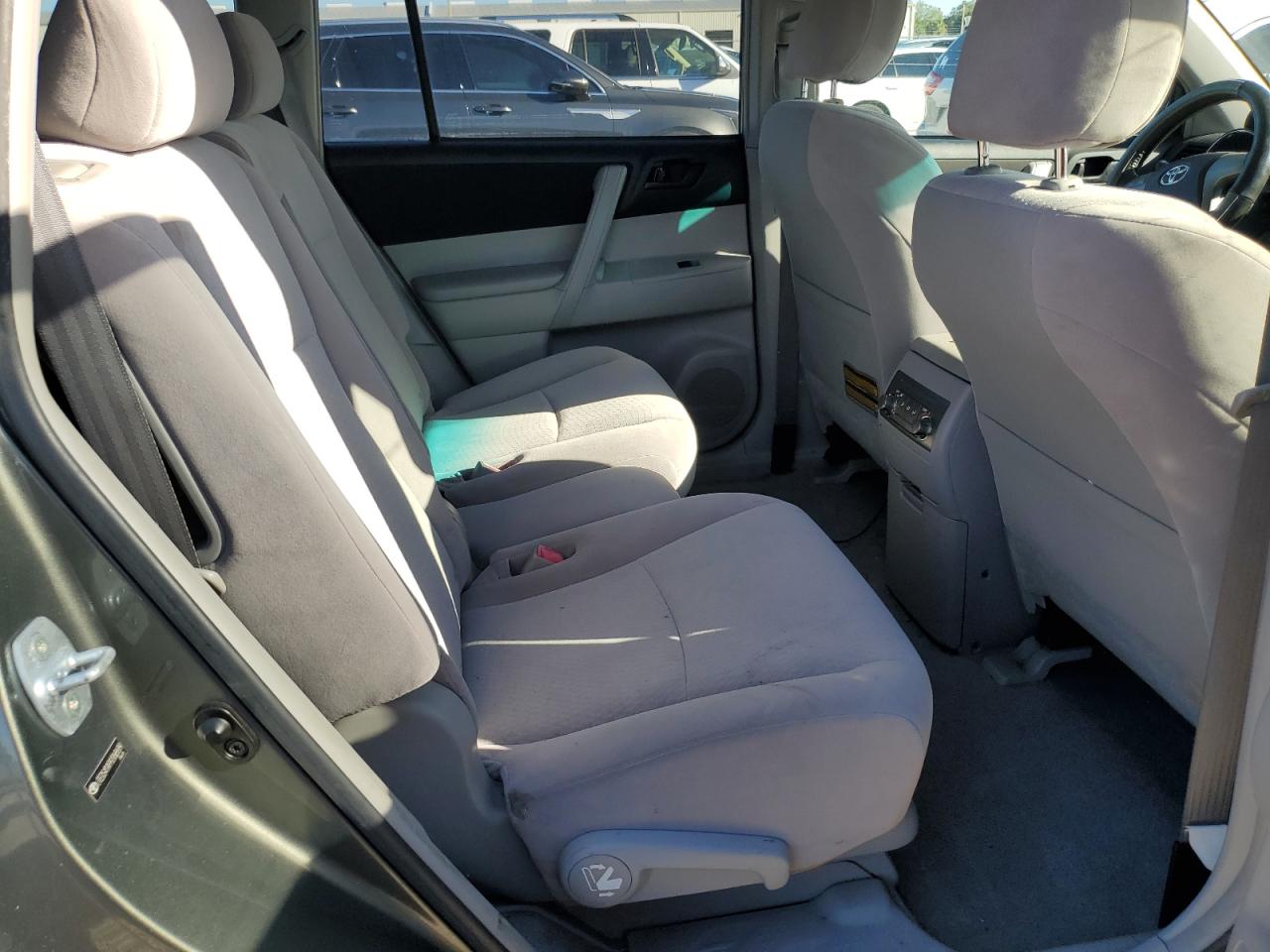 2009 Toyota Highlander VIN: JTEDS41A992068689 Lot: 74049804