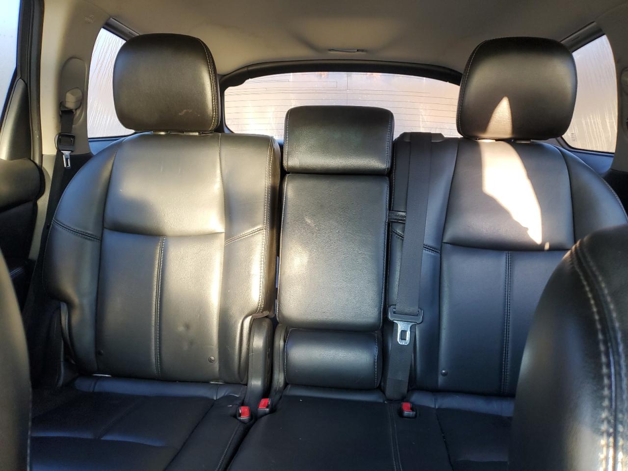 2013 Nissan Pathfinder - Image 10