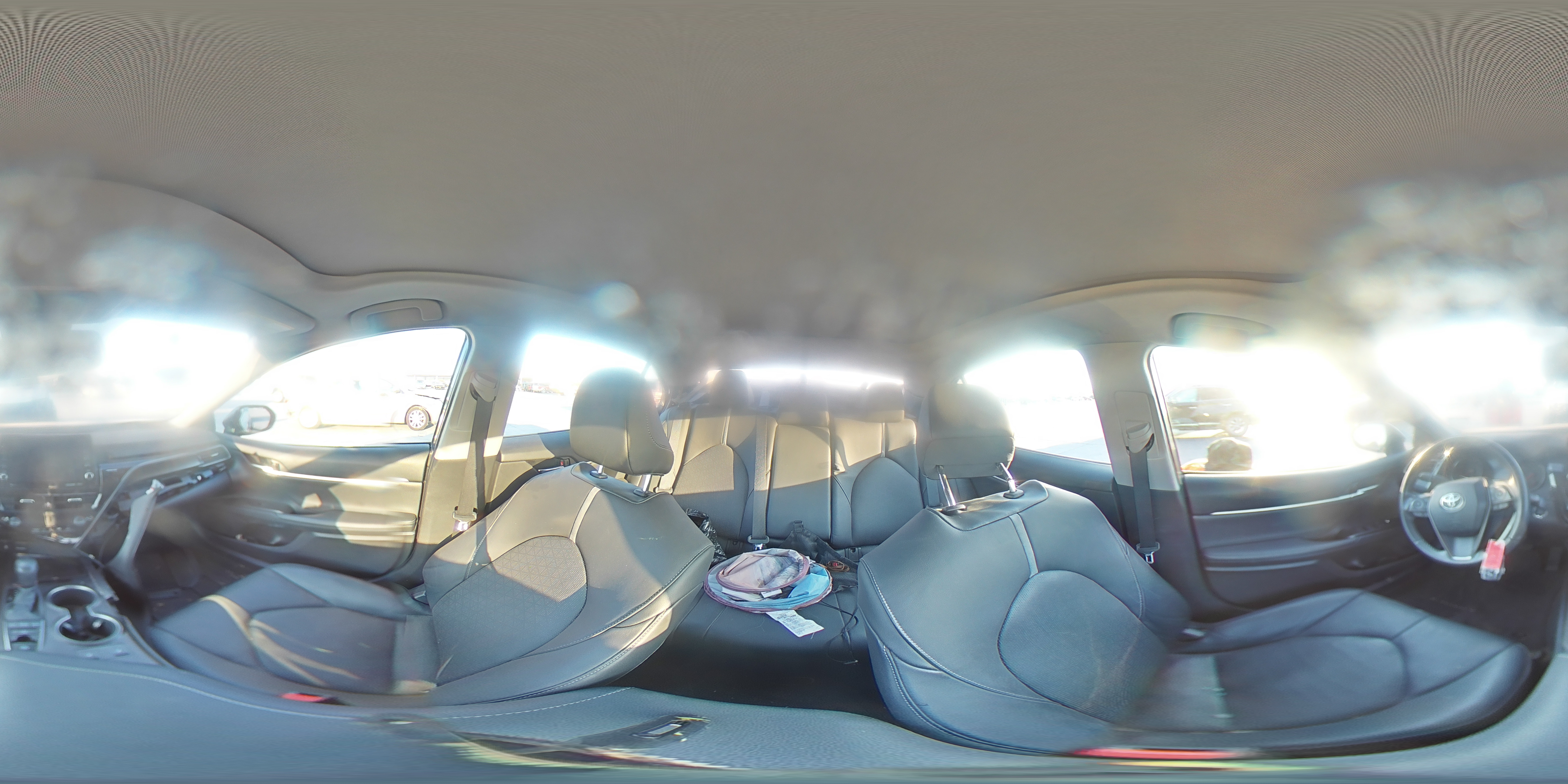 2021 Toyota Camry - Image 13