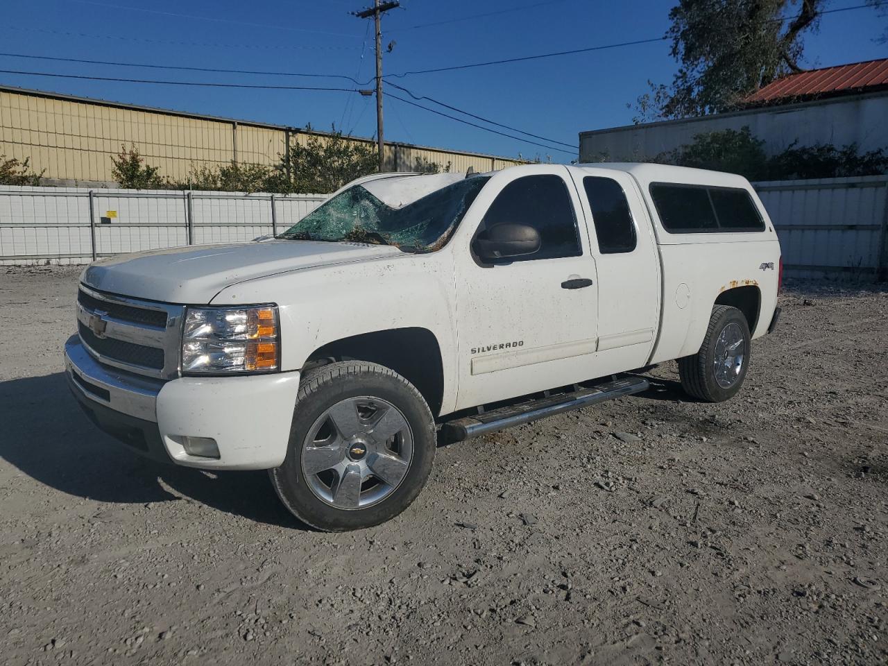 2009 Chevrolet Silverado - Image 1