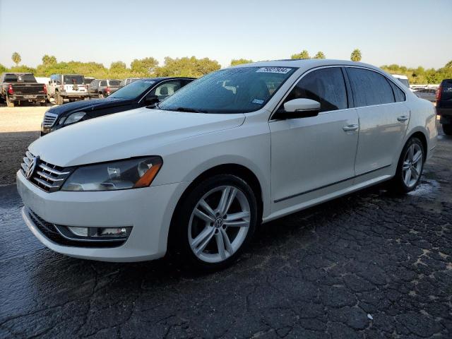 2014 Volkswagen Passat Sel