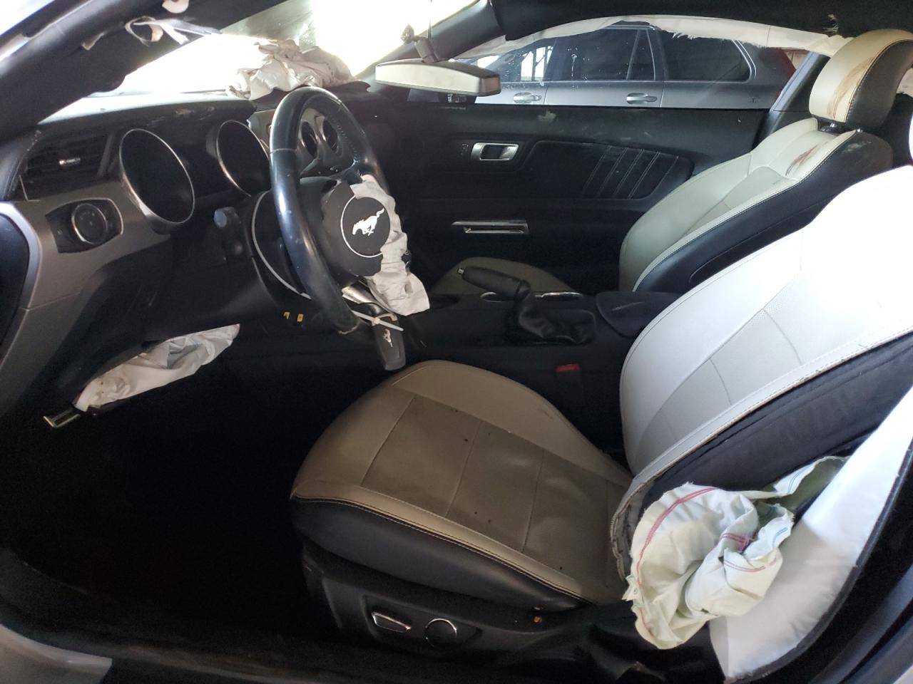 2018 Ford Mustang - Image 7