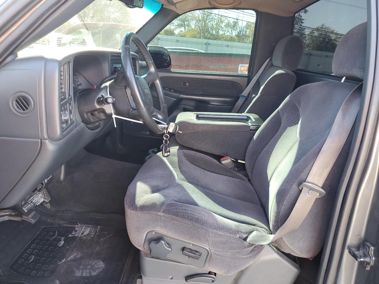 2001 GMC Sierra - Image 7