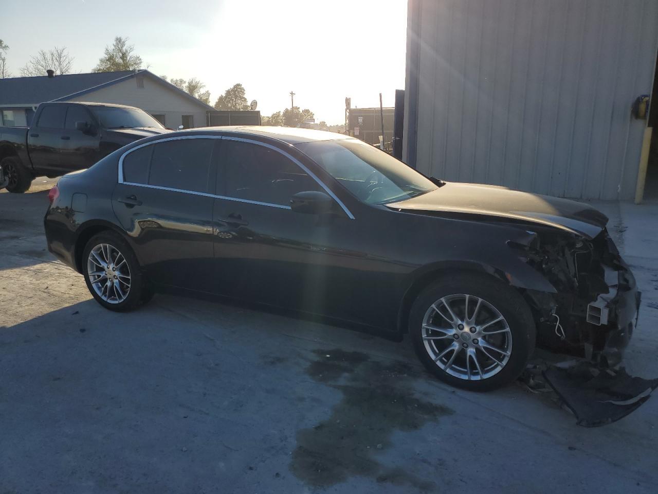 2013 Infiniti G - Image 4