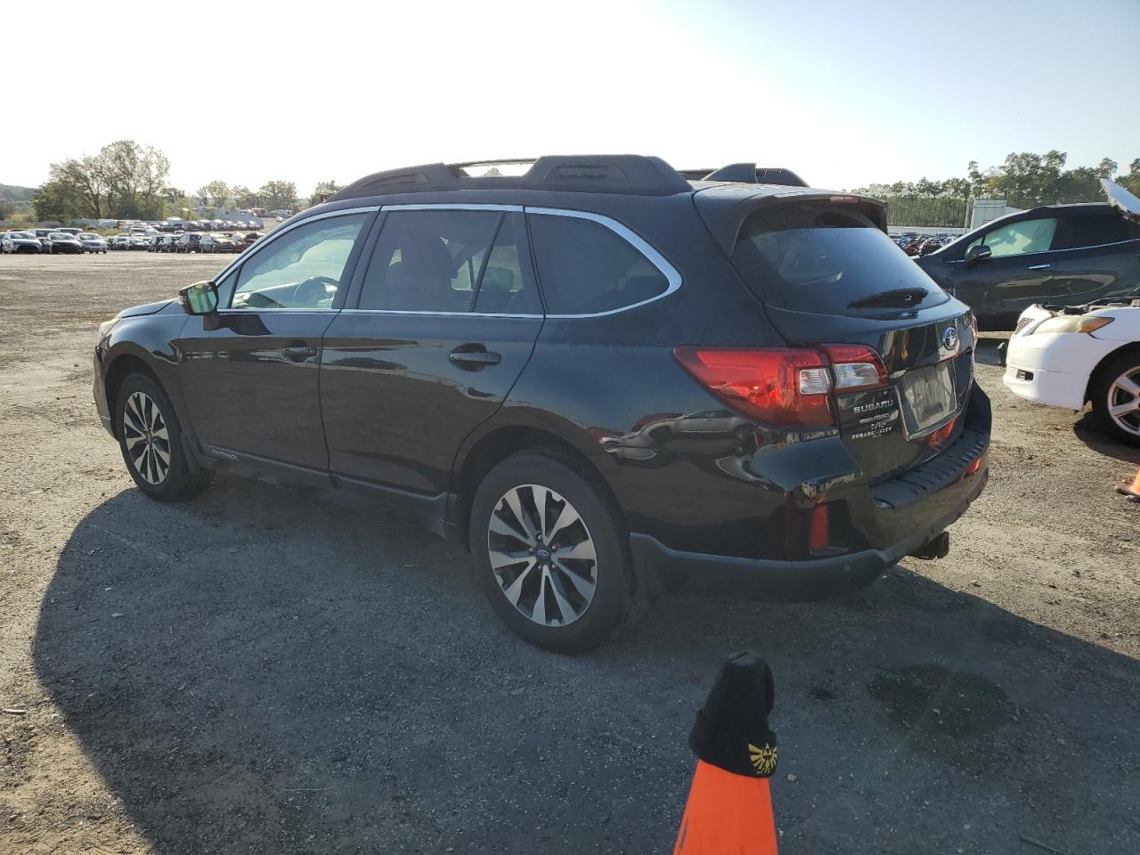 2017 Subaru Outback 2.5I Limited VIN: 4S4BSANC1H3220359 Lot: 75182074