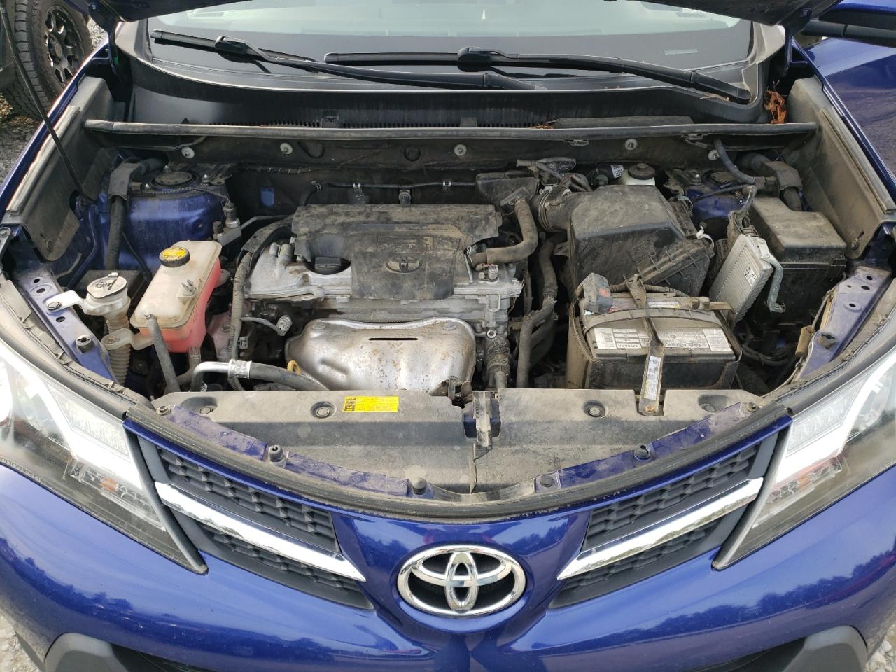 2T3RFREV4FW387316 2015 Toyota Rav4 Xle