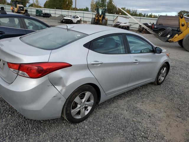  HYUNDAI ELANTRA 2013 Серебристый