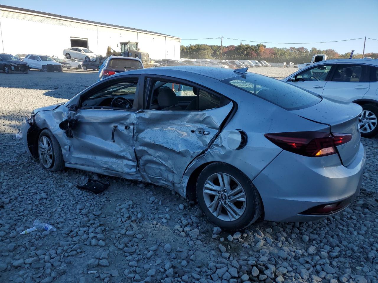 2020 Hyundai Elantra - Image 2