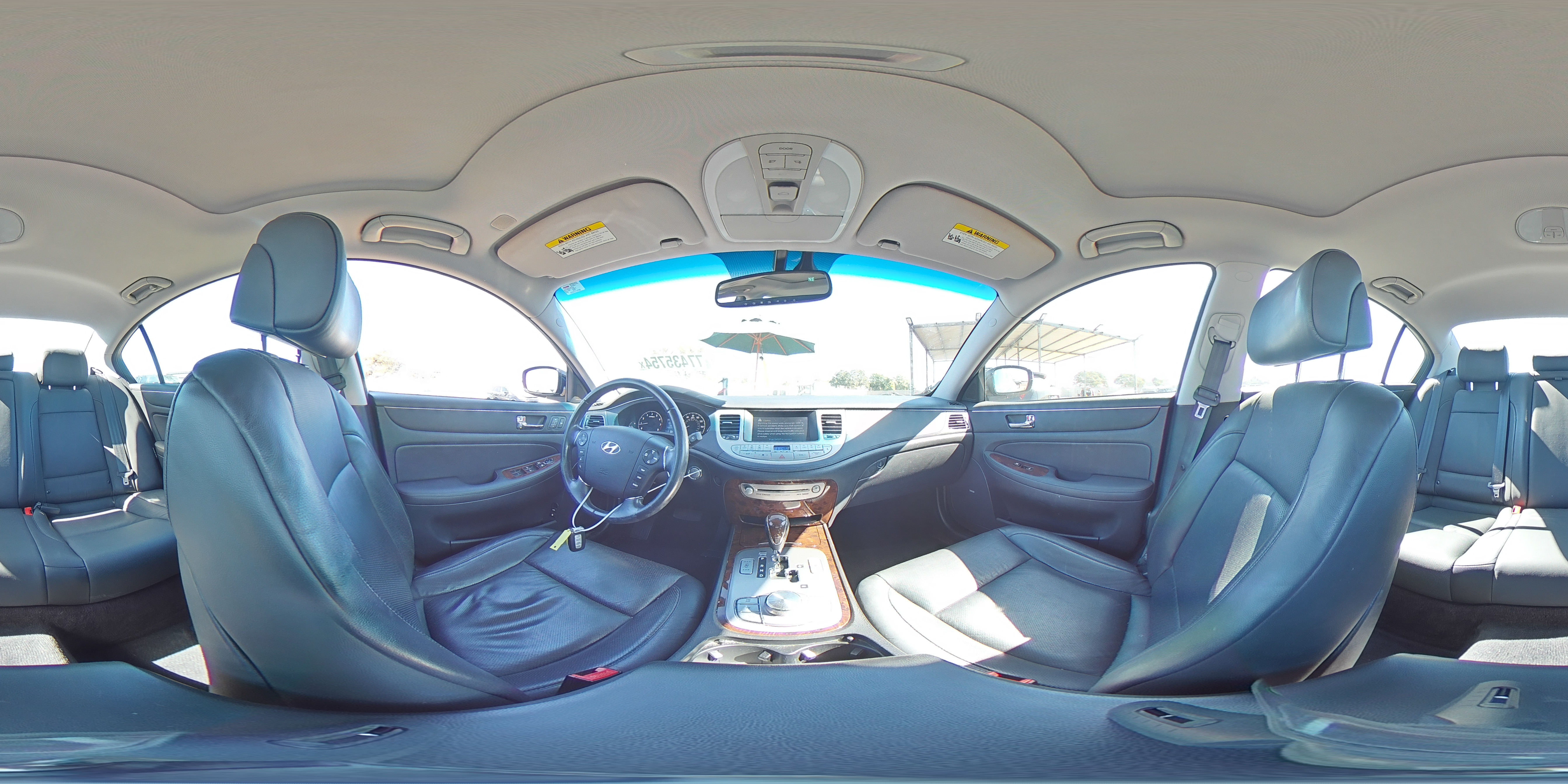 2009 Hyundai Genesis - Image 13