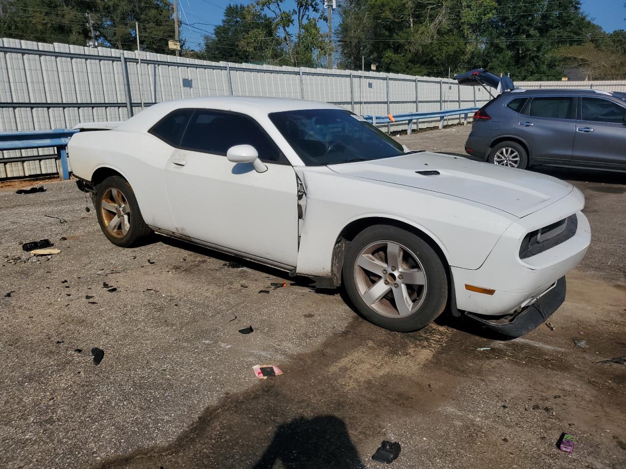 2014 Dodge Challenger - Image 4