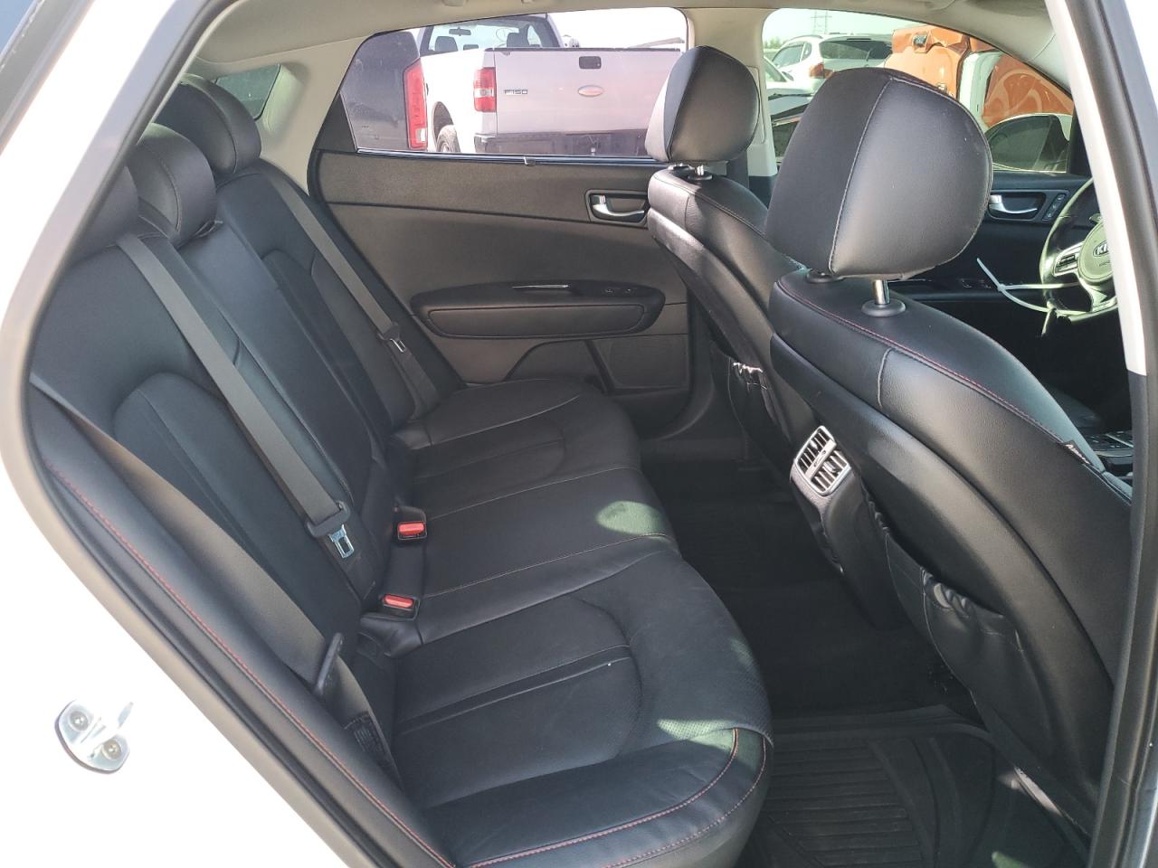 2016 Kia Optima - Image 10