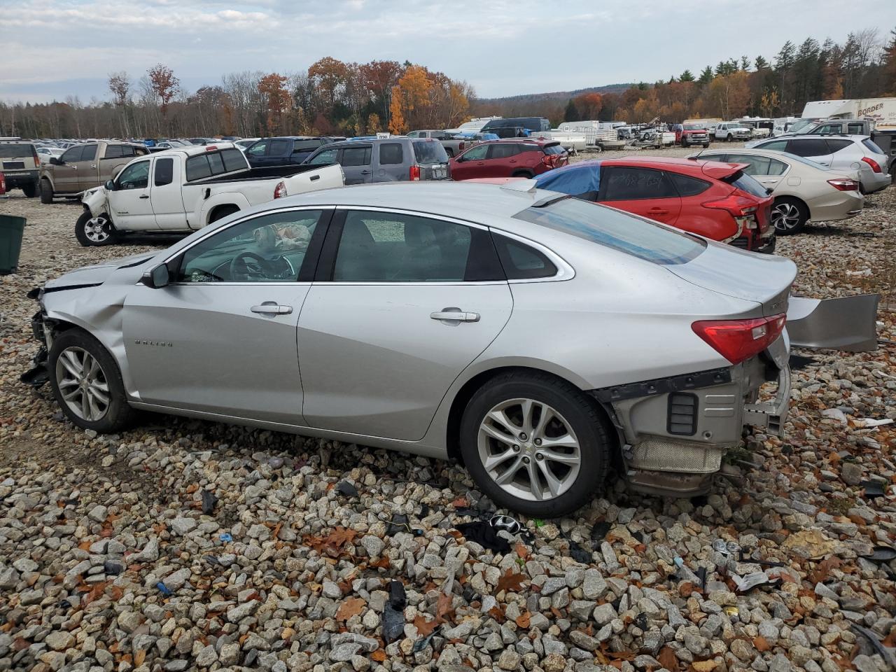 2016 Chevrolet Malibu - Image 2
