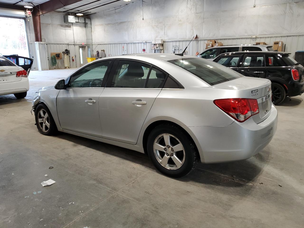 2012 Chevrolet Cruze - Image 2