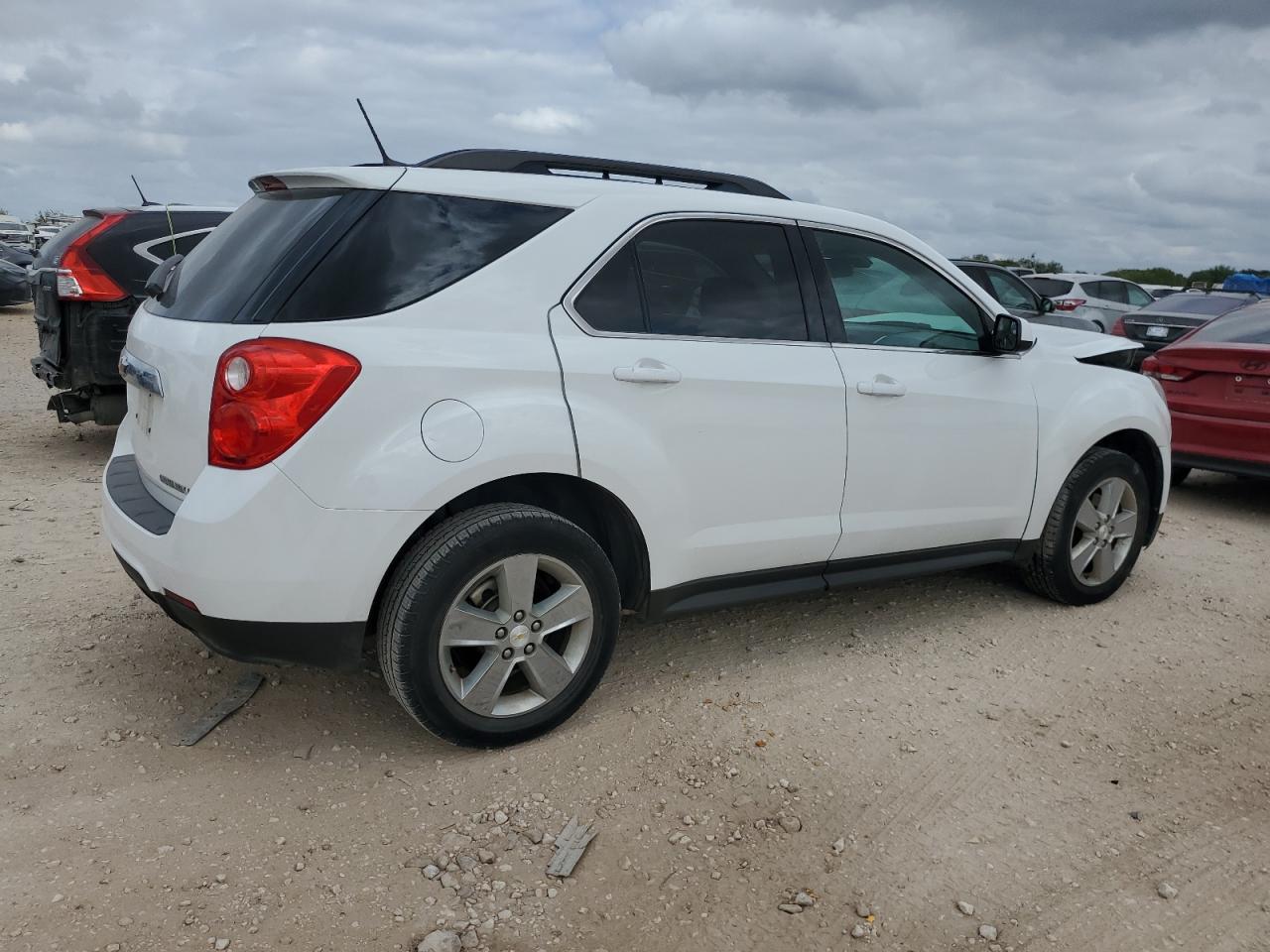 2013 Chevrolet Equinox - Image 3