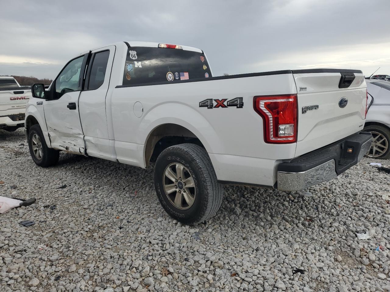 2015 Ford F-150 - Image 2