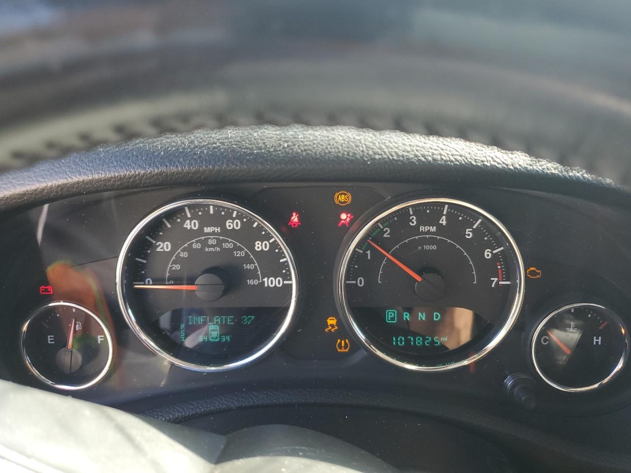 2015 Jeep Wrangler Sport VIN: 1C4AJWAG8FL585904 Lot: 75346634