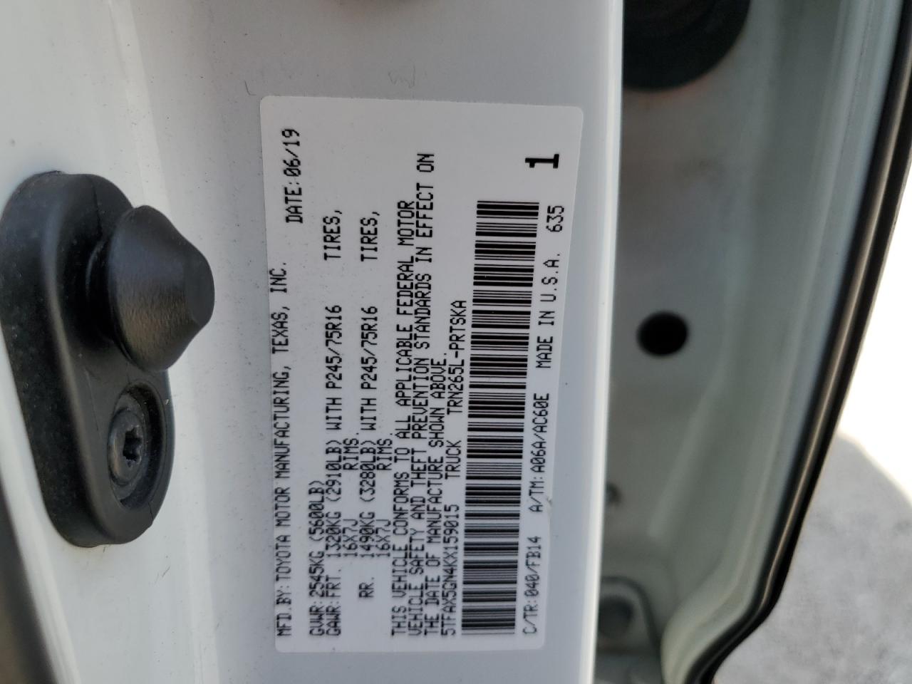 5TFAX5GN4KX159015 2019 Toyota Tacoma Double Cab