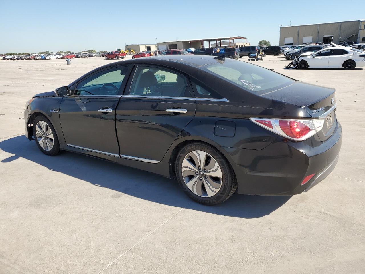 KMHEC4A41FA129305 2015 HYUNDAI SONATA - Image 2