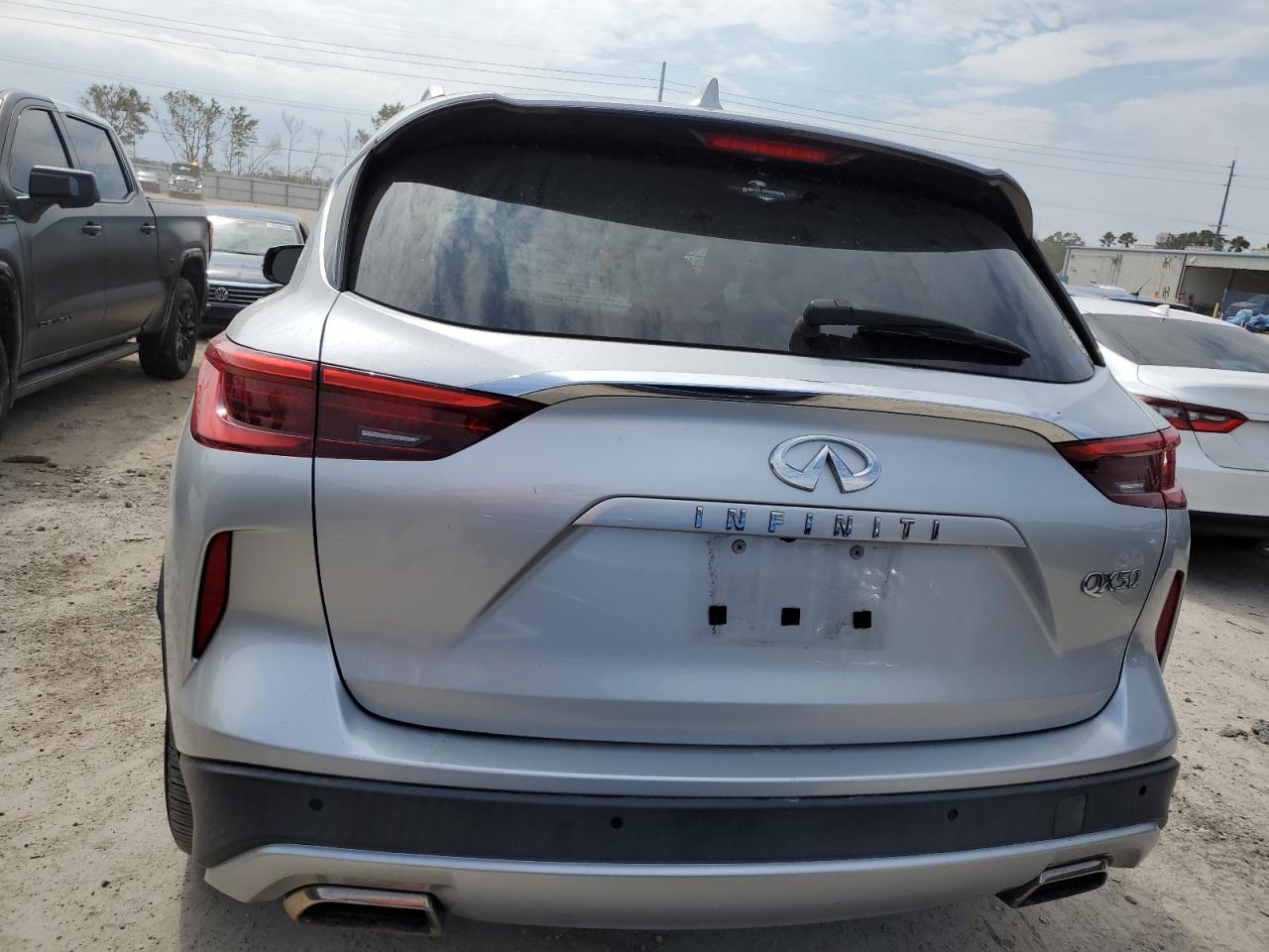 3PCAJ5M16KF102814 2019 Infiniti Qx50 Essential