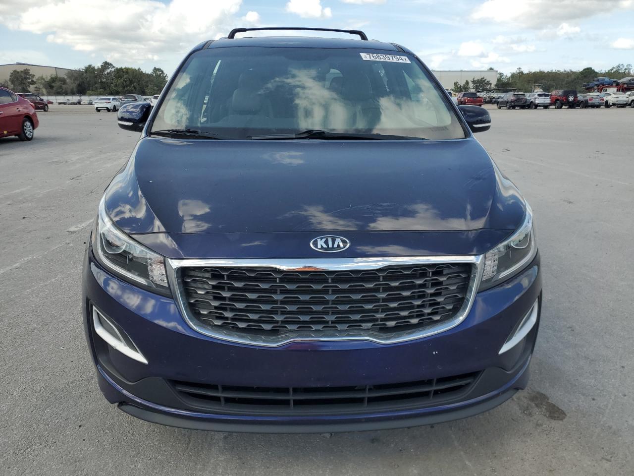 2020 Kia Sedona - Image 5