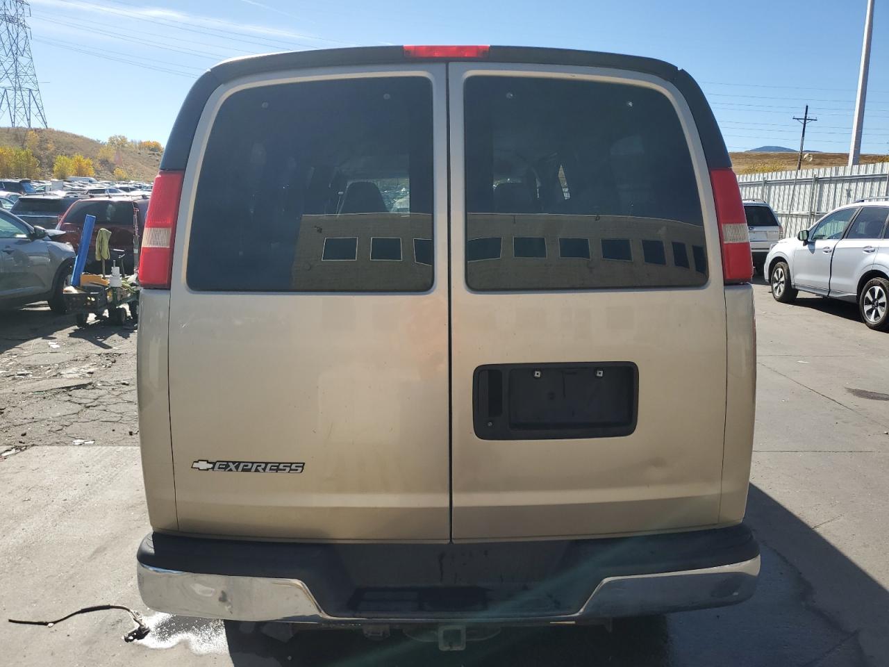 1GAHG35U371139158 2007 Chevrolet Express G3500