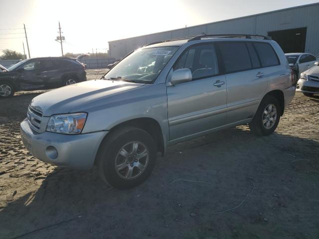 2004 Toyota Highlander 