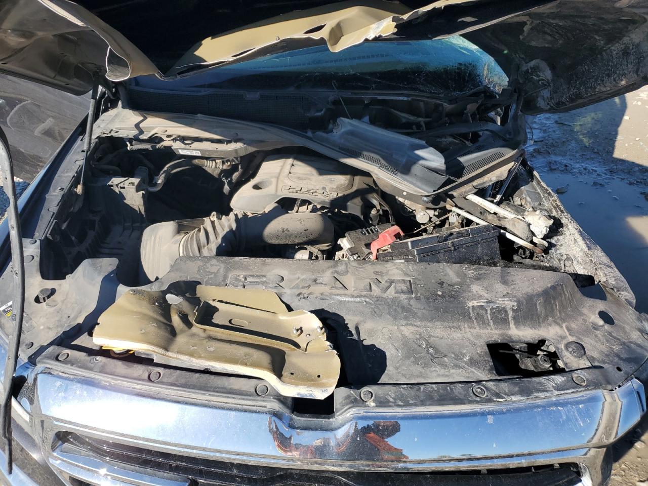 2019 RAM 1500 - Image 12