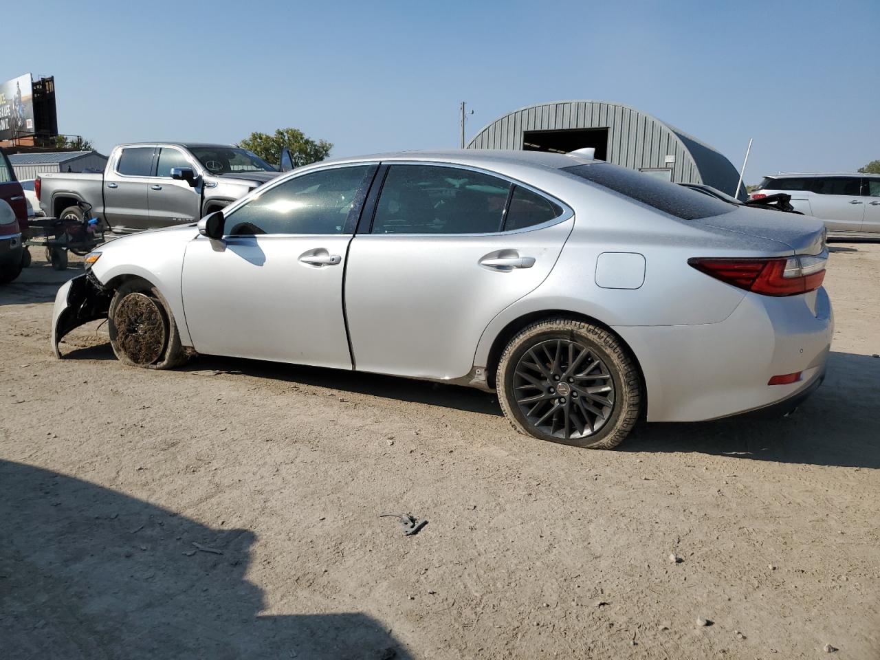 2018 Lexus ES - Image 2