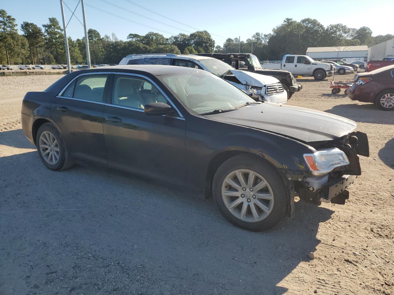 2C3CCAAG6EH377817 2014 Chrysler 300