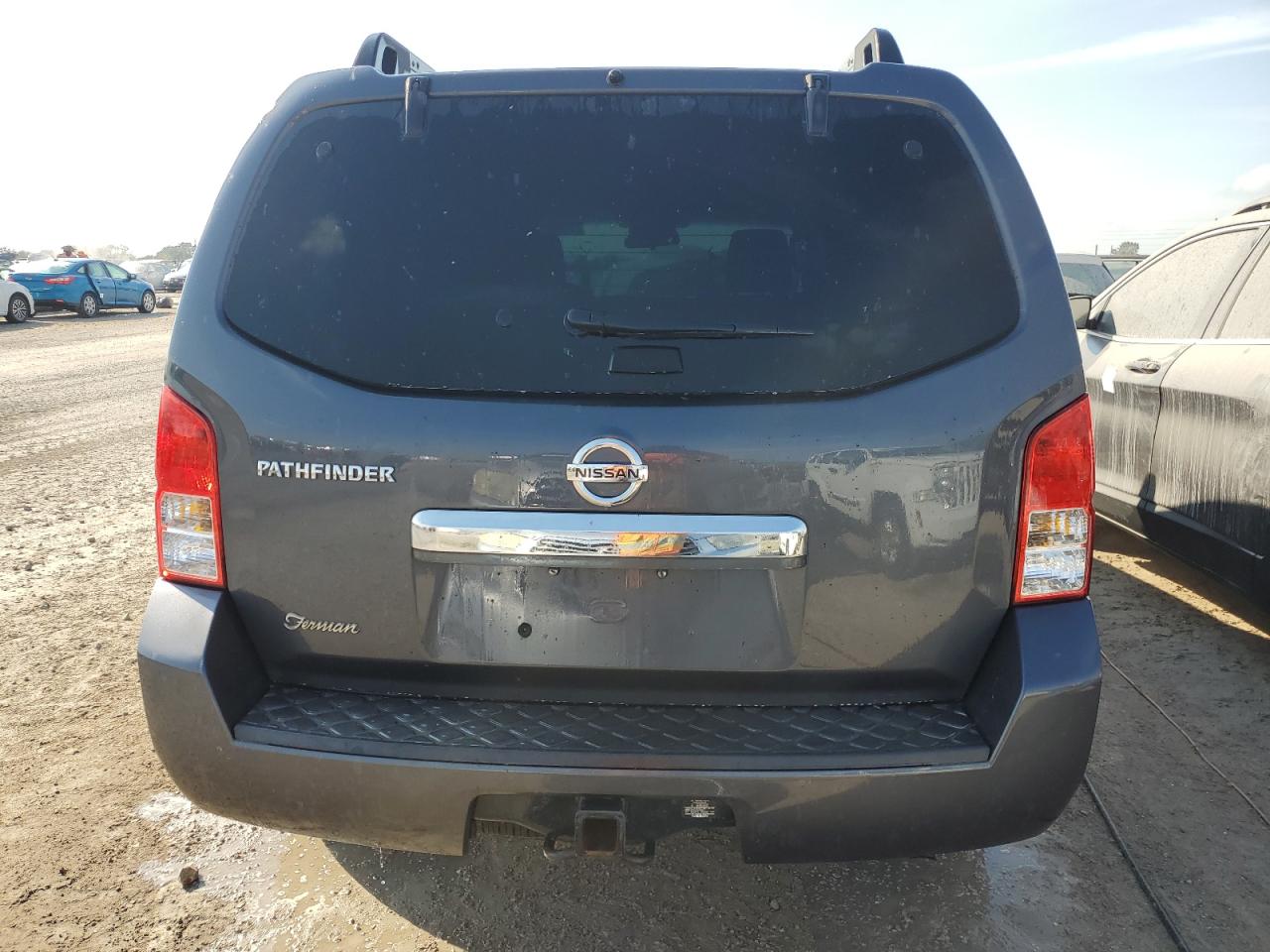 2012 Nissan Pathfinder - Image 6
