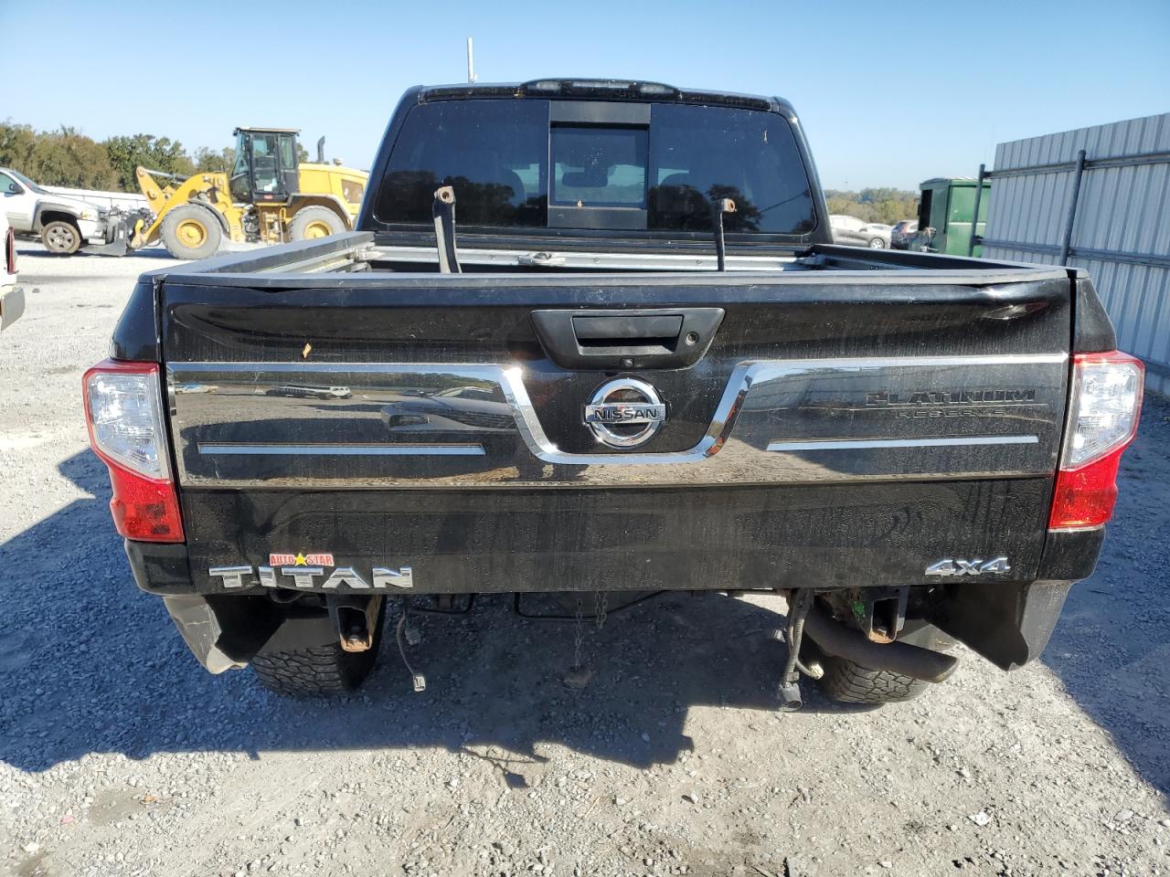 2017 Nissan Titan Sv VIN: 1N6AA1E51HN527553 Lot: 77178194