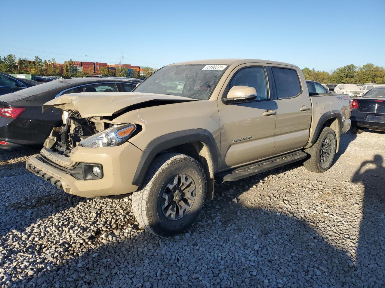 2018 Toyota Tacoma Double Cab for Sale in Columbus, OH - Front End