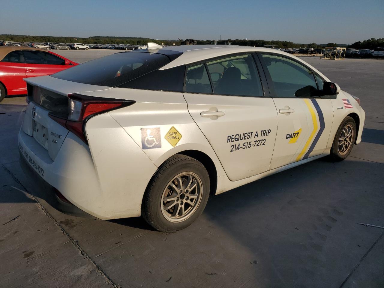 2019 Toyota Prius - Image 3