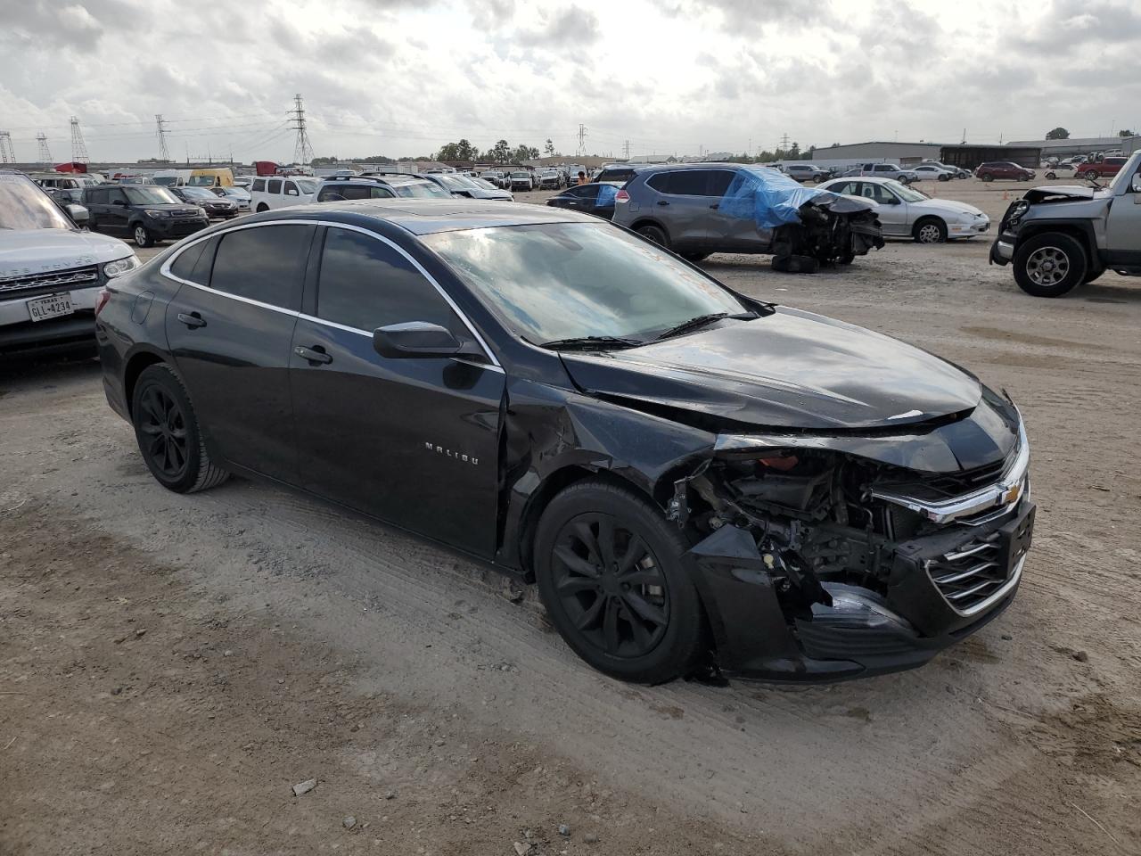 2022 Chevrolet Malibu - Image 4
