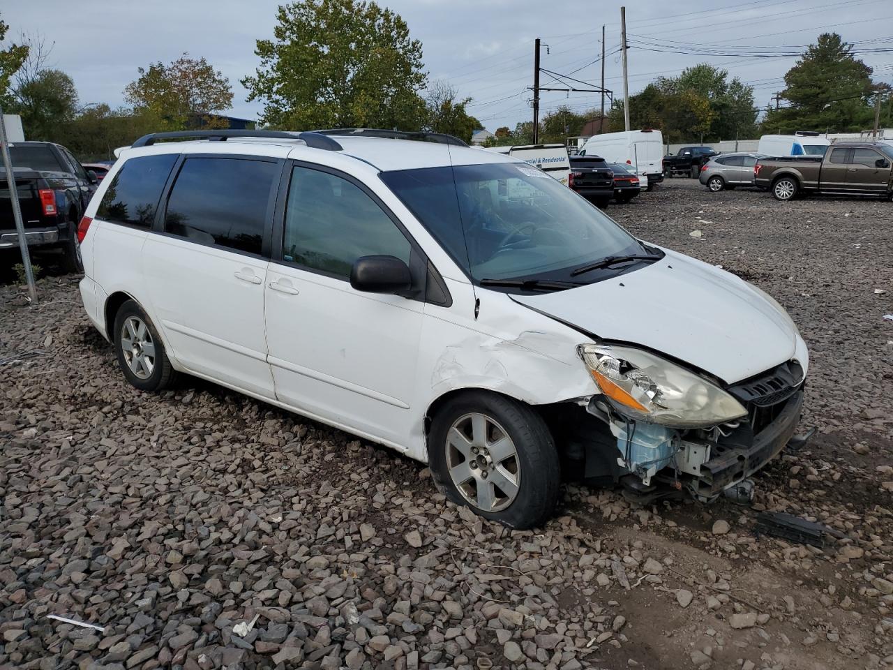 2009 Toyota Sienna - Image 4