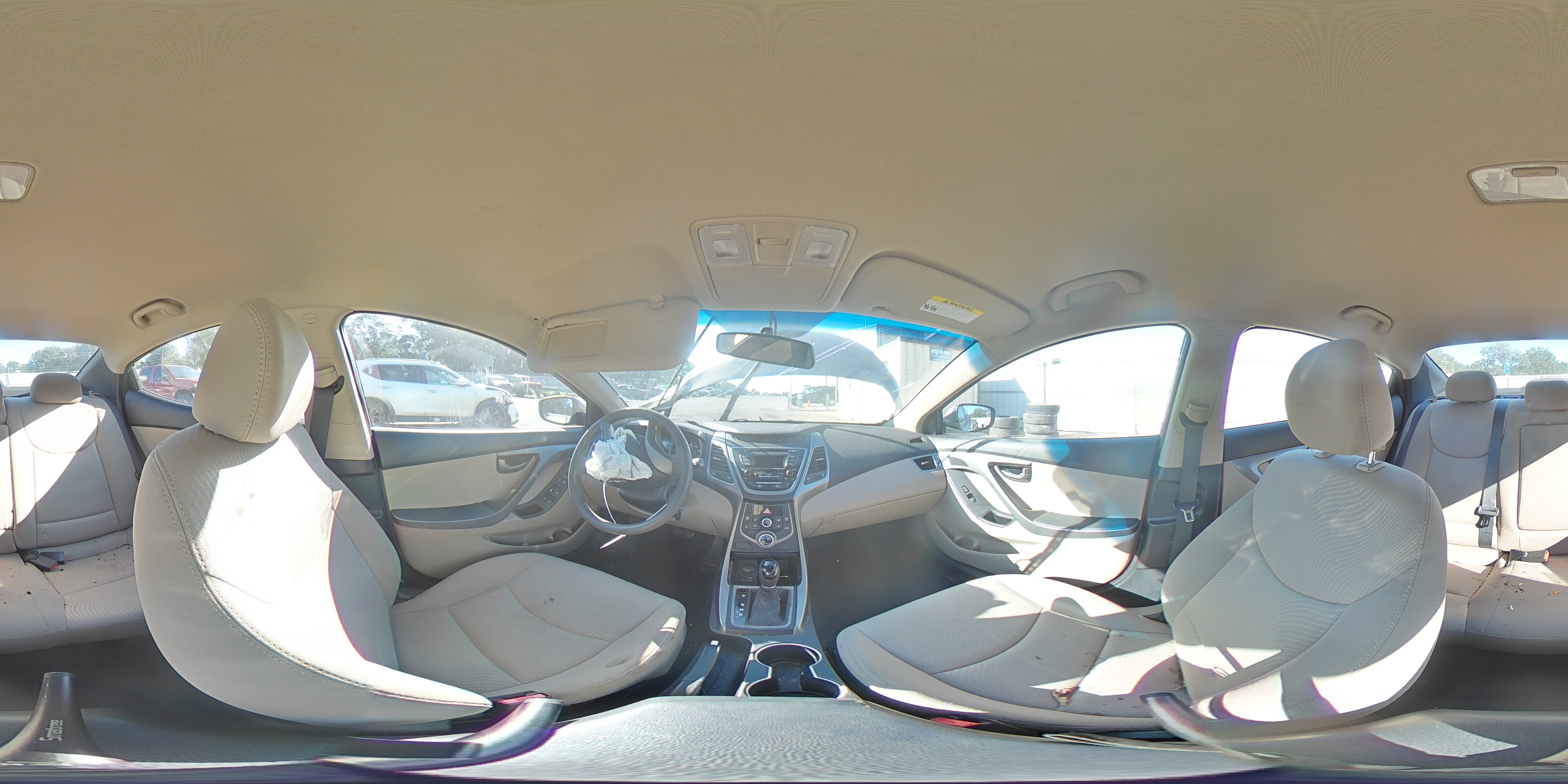 2016 Hyundai Elantra - Image 12