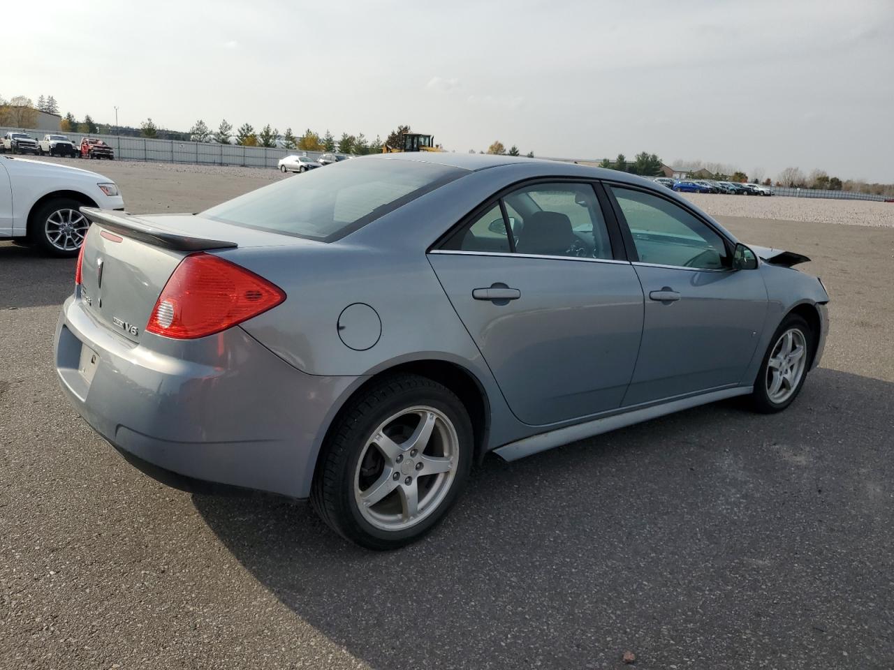 2009 Pontiac G6 - Image 3