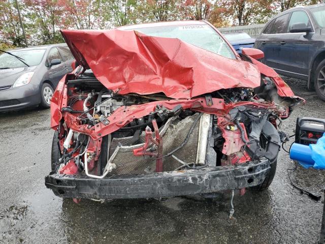 Sedans TOYOTA COROLLA 2015 Red
