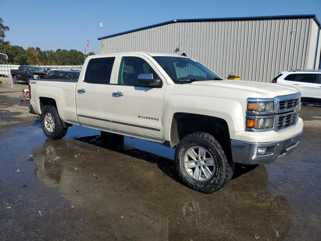 2014 Chevrolet Silverado - Image 4